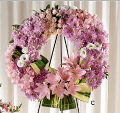 Sympathy In Pink -Wreath (S10-C)